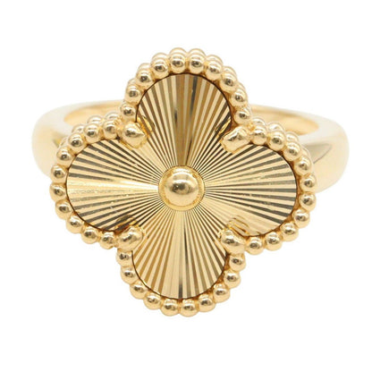 Van Cleef & Arpels Ring Vintage Alhambra Guilloche 18k — view 2