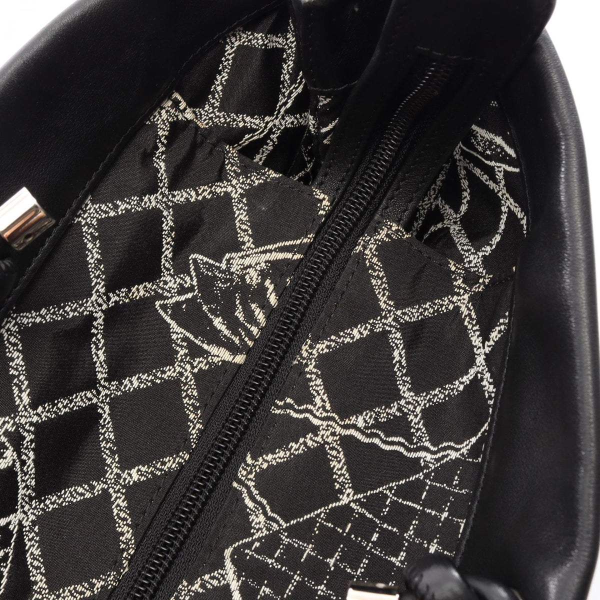 Chanel Tote Bag Essential Large Black White Leather GM — view 8
