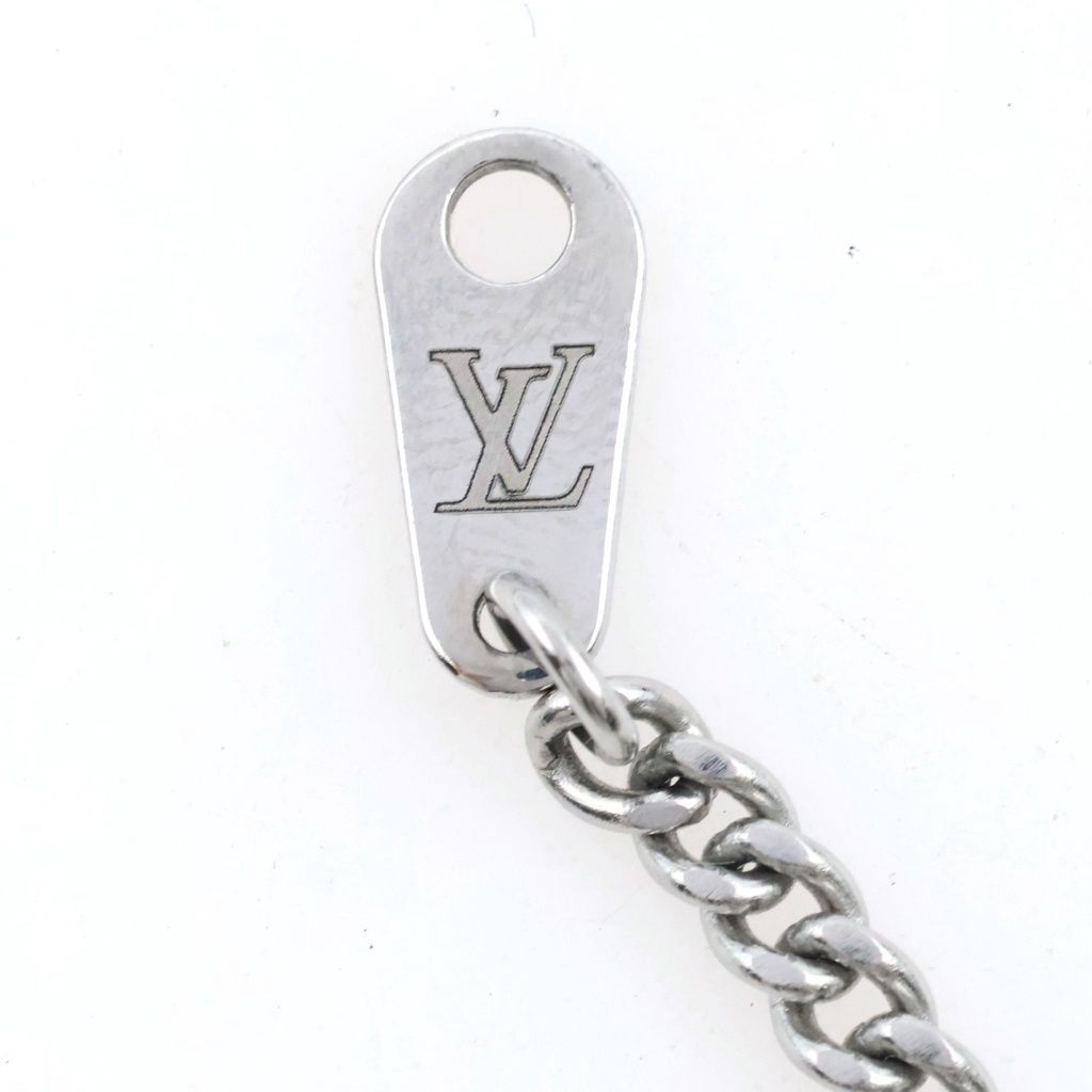 Louis Vuitton Pendant Monogram Low Necklace Silver Chain — view 5