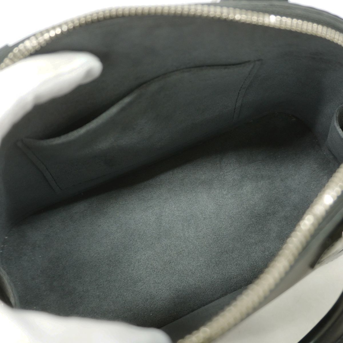 Louis Vuitton Handbag Epi Alma BB Noir 2-Way Bag — view 4