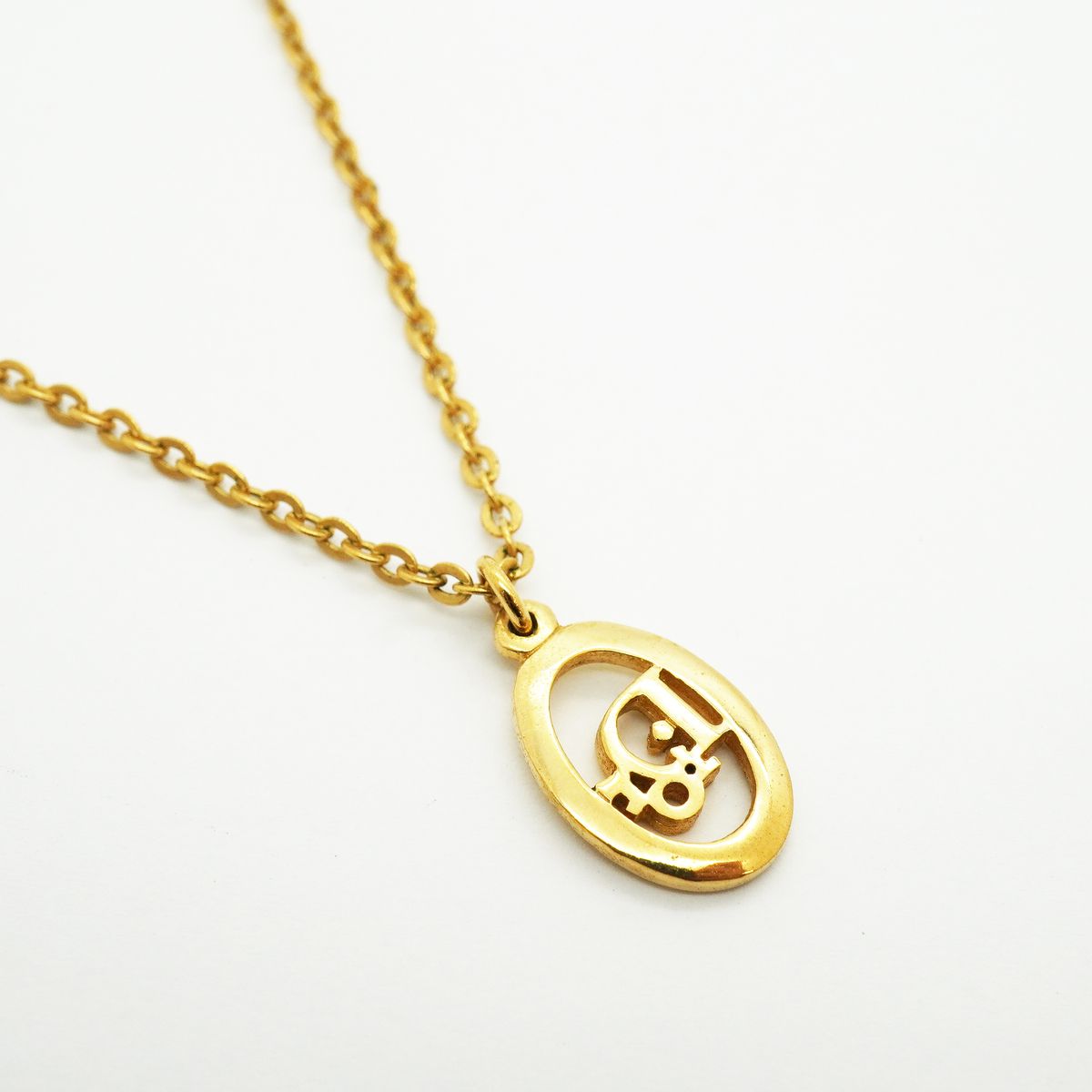 Dior Necklace Logo Oval Gold Plated — view 2