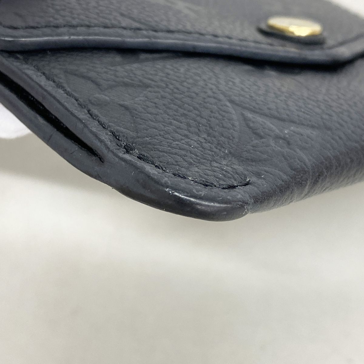 Louis Vuitton Coin Purse Monogram Empreinte Pochette Cles Noir — view 5