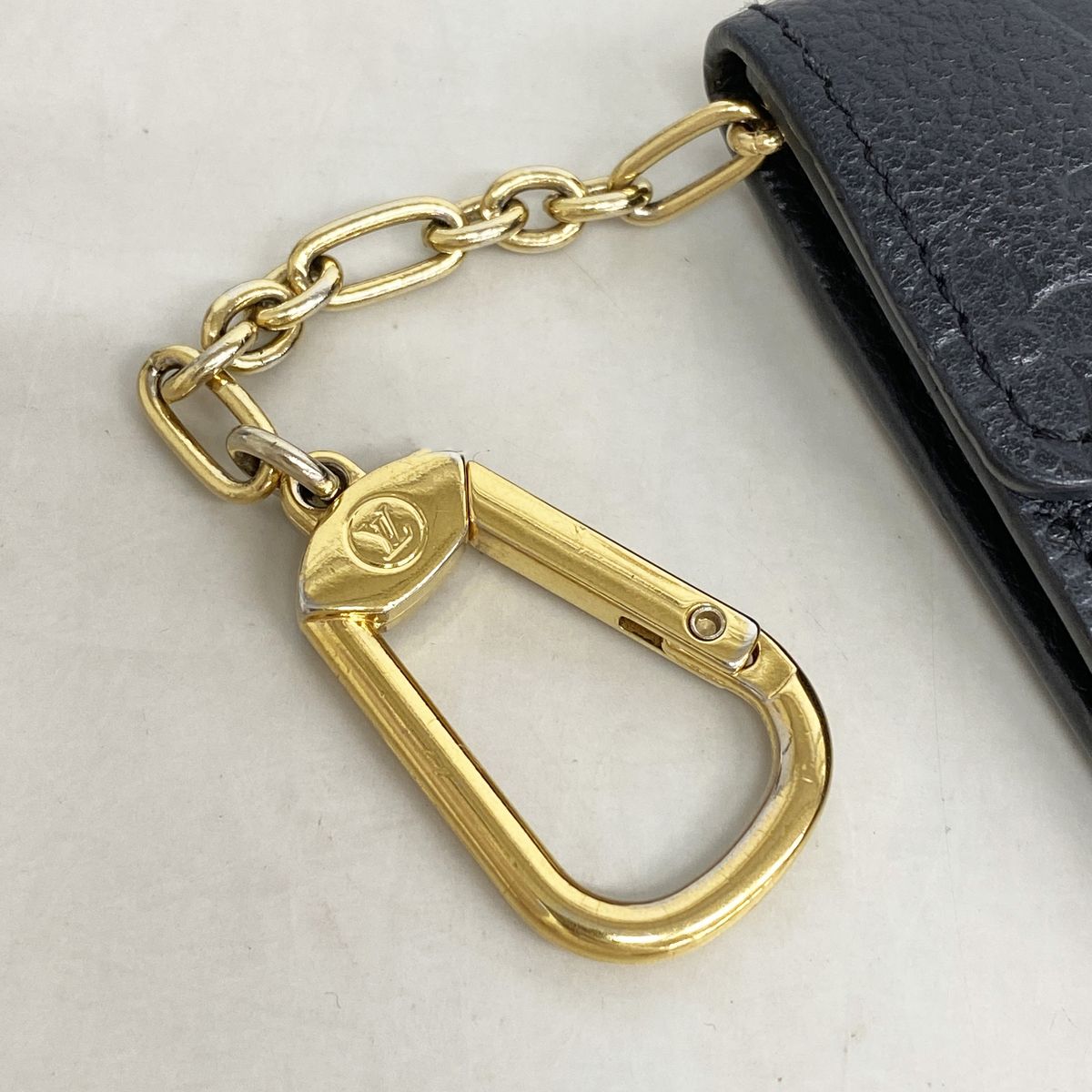 Louis Vuitton Coin Purse Monogram Empreinte Pochette Cles Noir — view 8