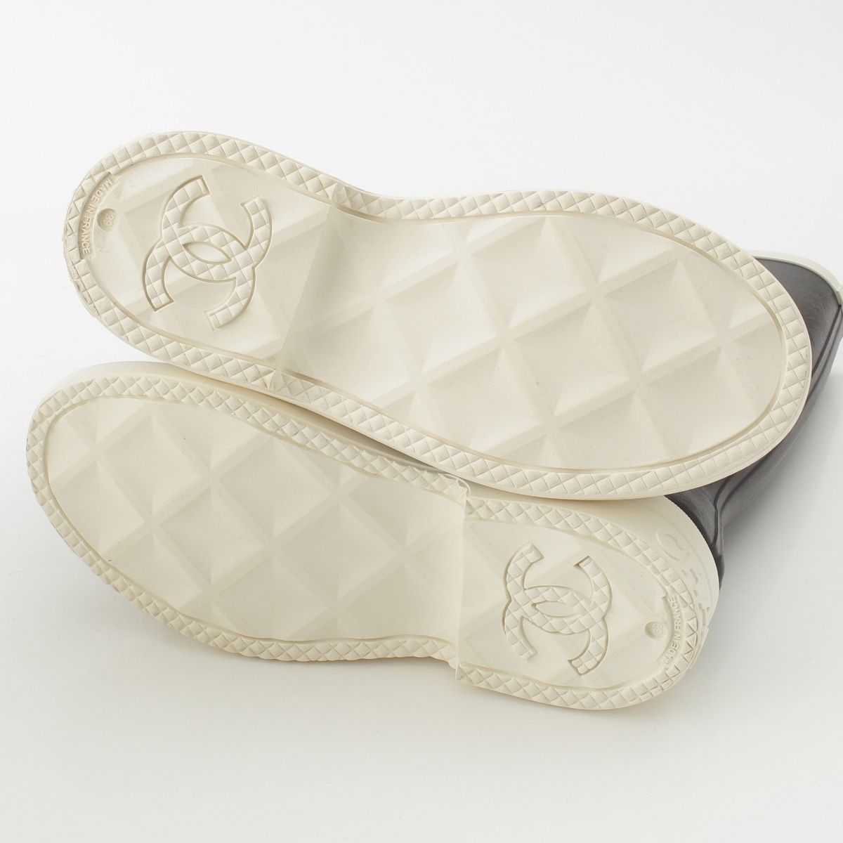 Chanel Rubber CC Logo Long Boots Rain Shoes Black White — view 5