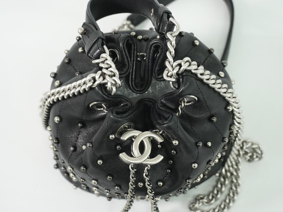 Chanel Studs V-stitch CC Logo Chain Drawstring Shoulder Bag Leather Black — view 5