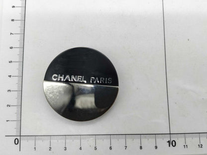 Chanel Brooch Round Logo — view 6