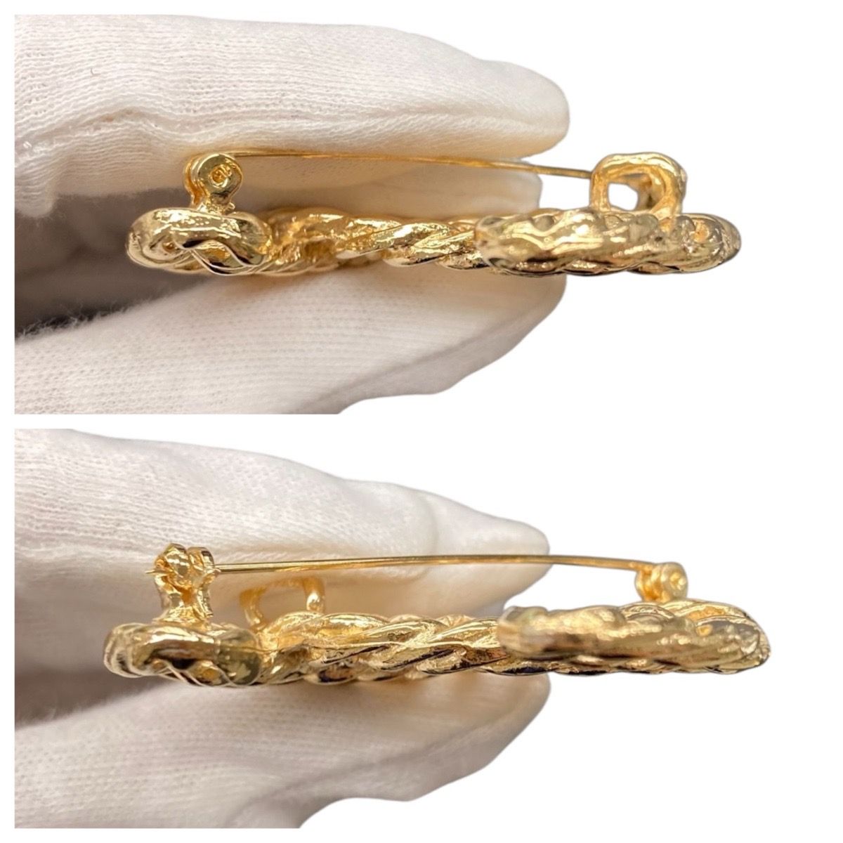 Chanel Vintage CC Logo Gold Plated Brooch Without Comment — view 3