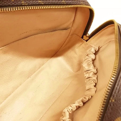 Louis Vuitton Trousse Toilette 27 Monogram Clutch — view 6