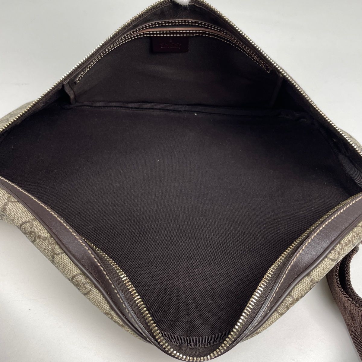 Gucci Belt Bag GG Pattern Waist Supreme Beige — view 7