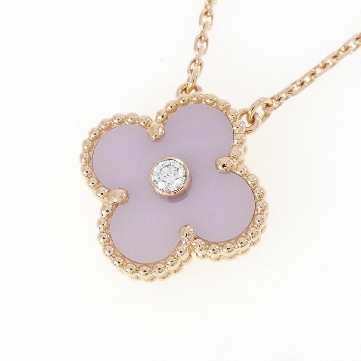 Van Cleef & Arpels Vintage Alhambra X'mas Limited Necklace — view 3