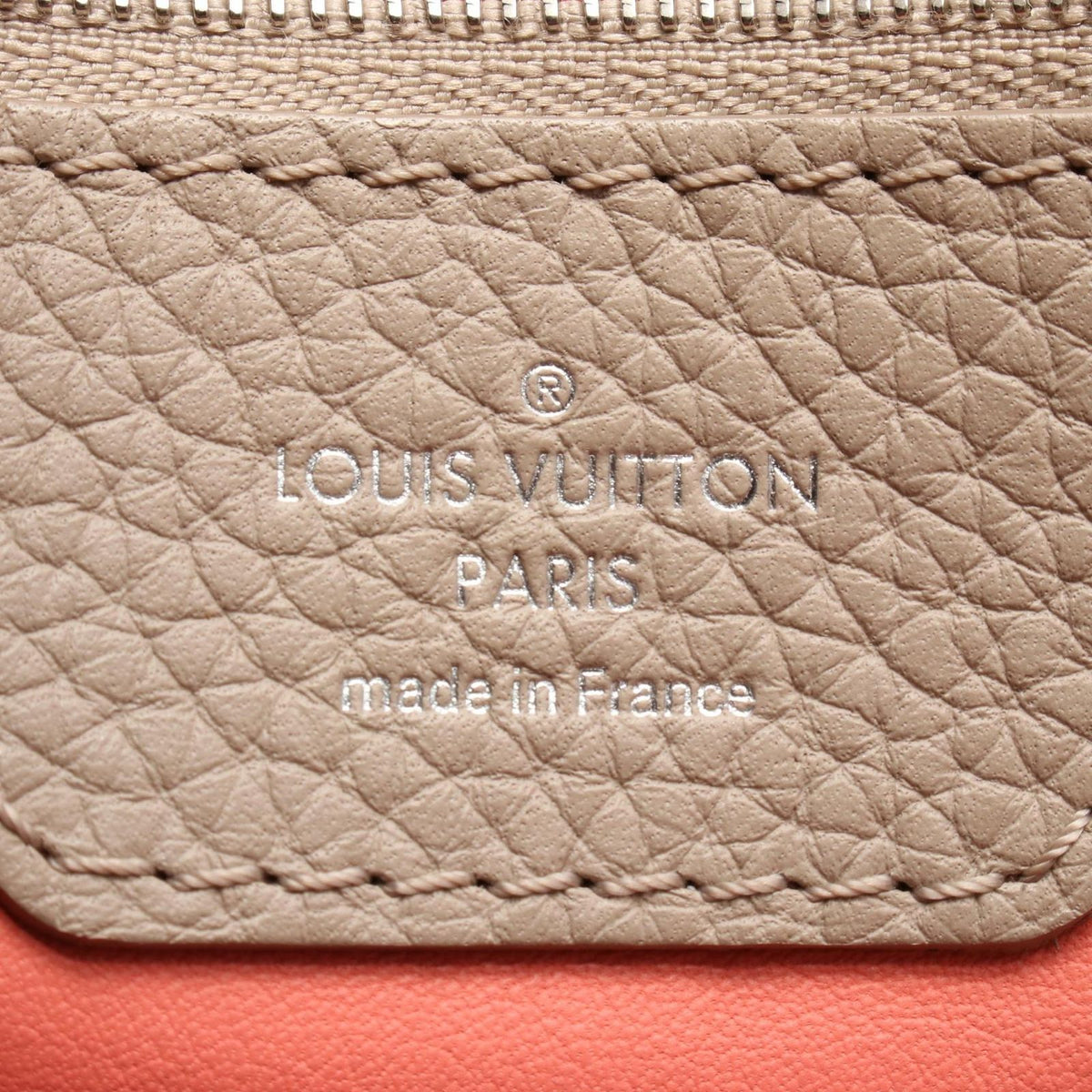 Louis Vuitton Handbag Capucines MM Beige — view 4