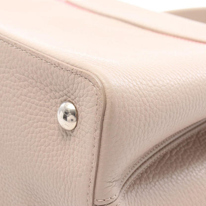 Louis Vuitton Handbag Capucines MM Beige — view 8