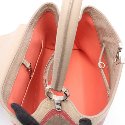 Louis Vuitton Handbag Capucines MM Beige — view 3