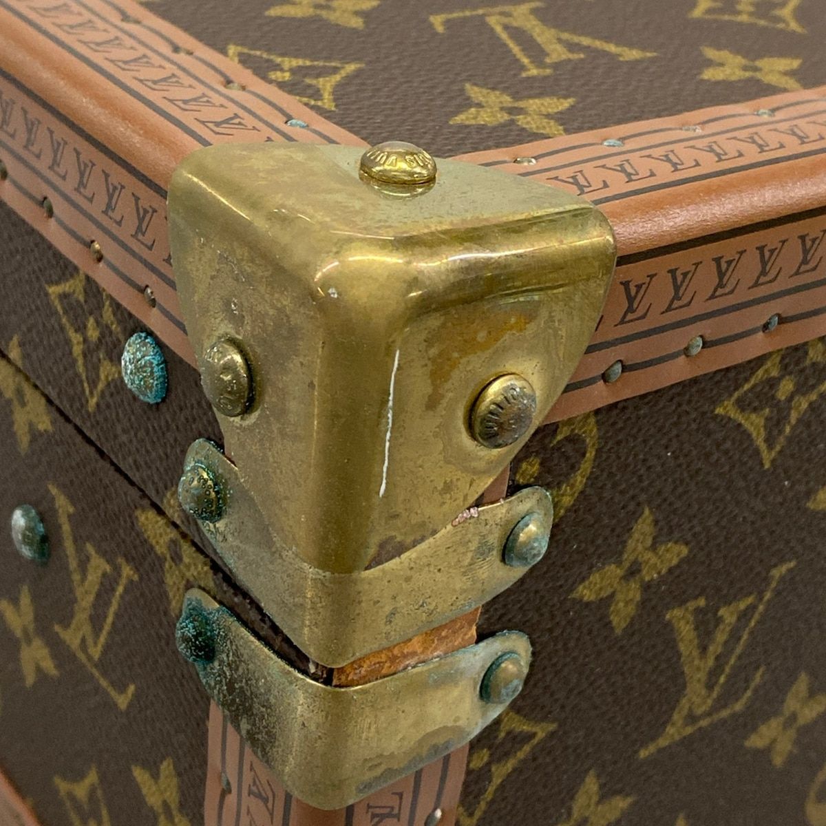 Louis Vuitton Trunk Case Monogram Cotteville 45 — view 6