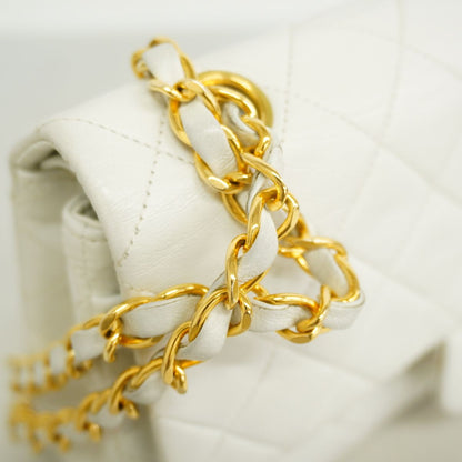 Chanel Shoulder Bag Quilted Lambskin White Gold — view 8