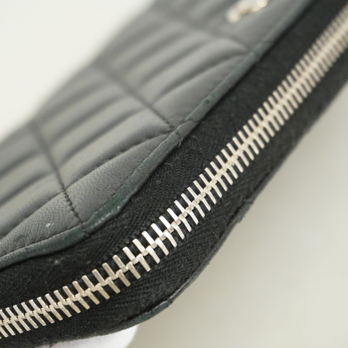 Chanel Wallet Quilted Lambskin Black Silver — view 7