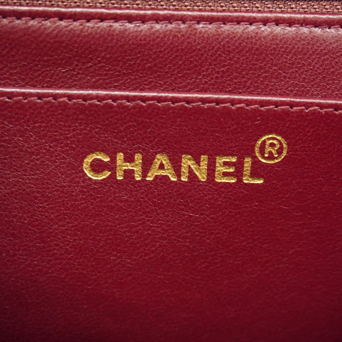 Chanel Shoulder Bag Maxi Quilted Lambskin Black Gold — view 5