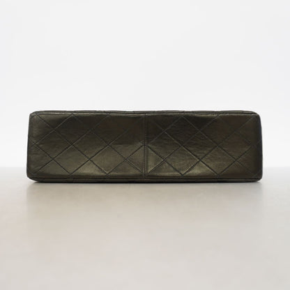 Chanel Shoulder Bag Maxi Quilted Lambskin Black Gold — view 3
