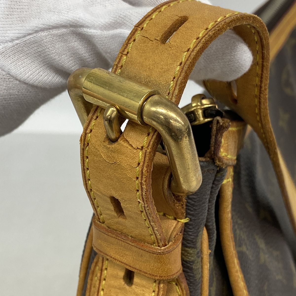 Louis Vuitton Shoulder Bag Monogram Tulum GM Brown — view 6