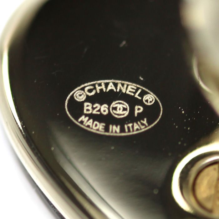 Chanel CC Logo Heart Ring — view 5