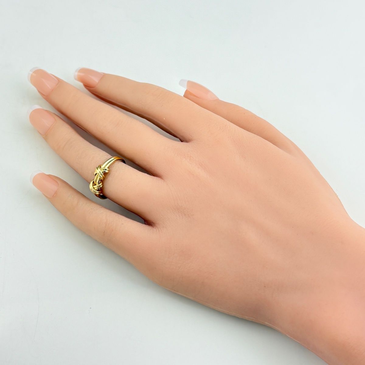 Tiffany & Co Yellow Gold Ring — view 4