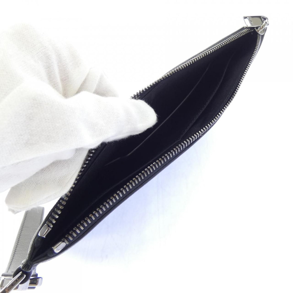 Dior CD Diamond Pouch — view 6