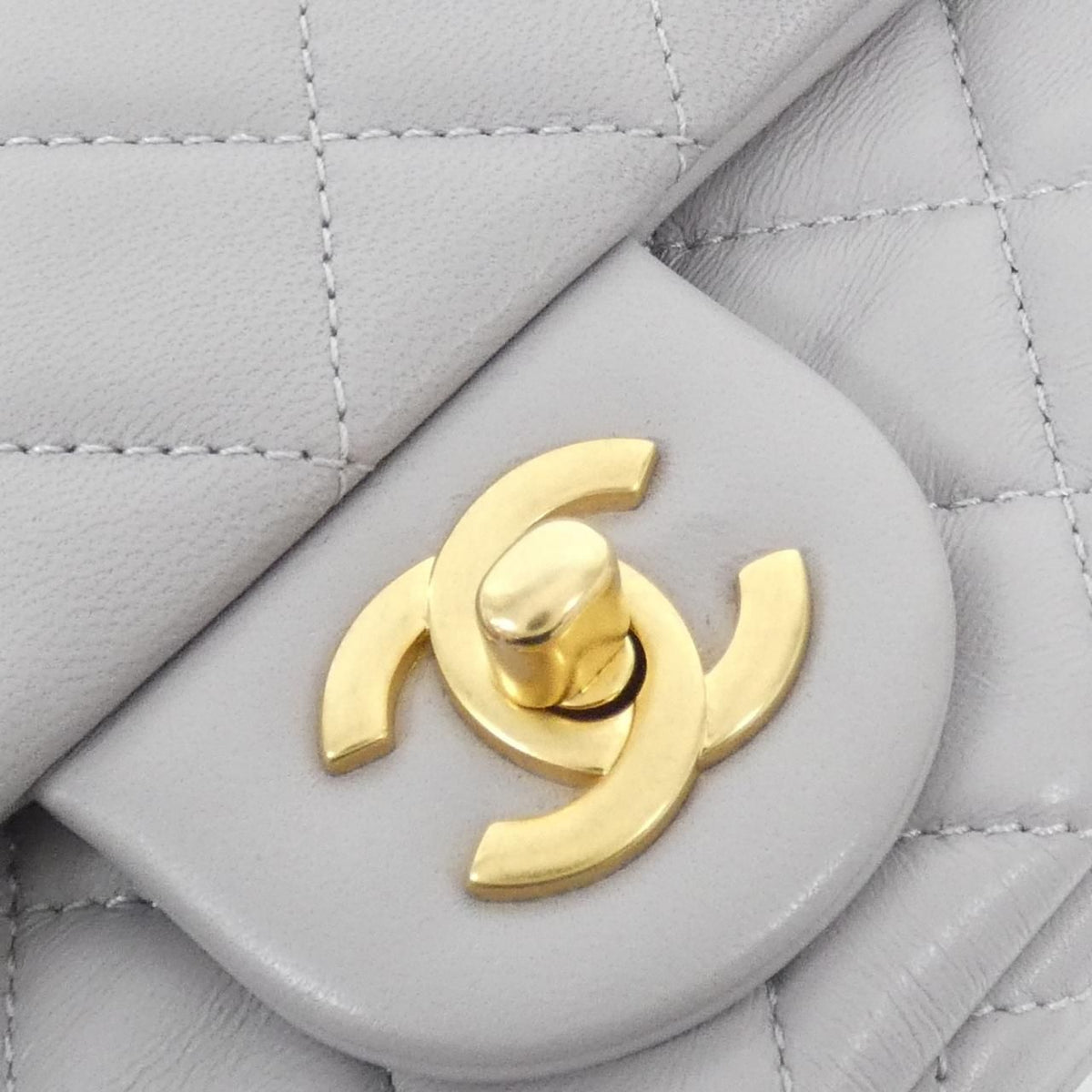 Chanel Shoulder Bag Gray — view 5