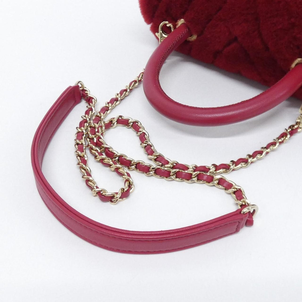 Chanel Bag Handbag Red — view 6