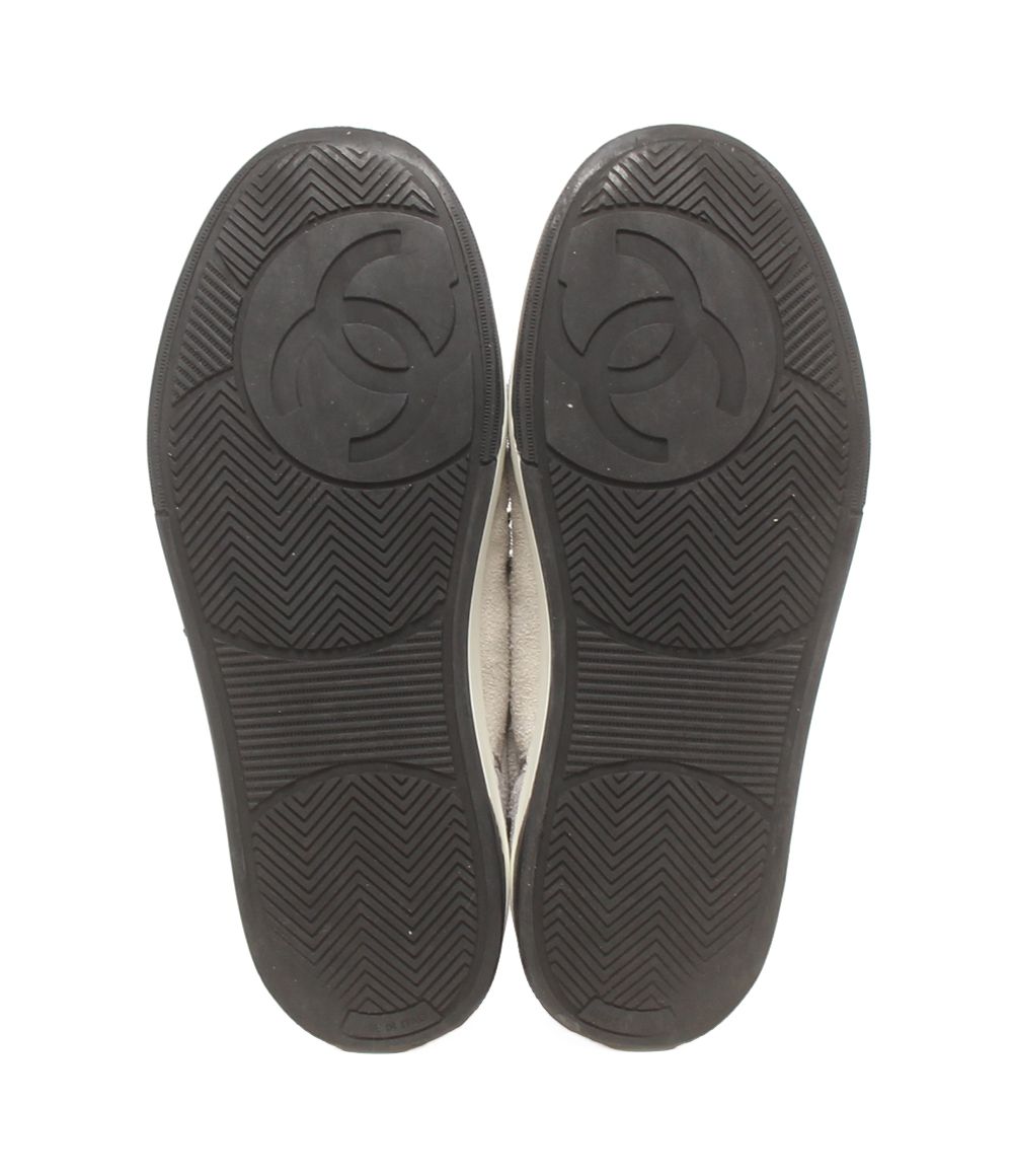 Chanel Low-Top Sneakers Suede — view 6