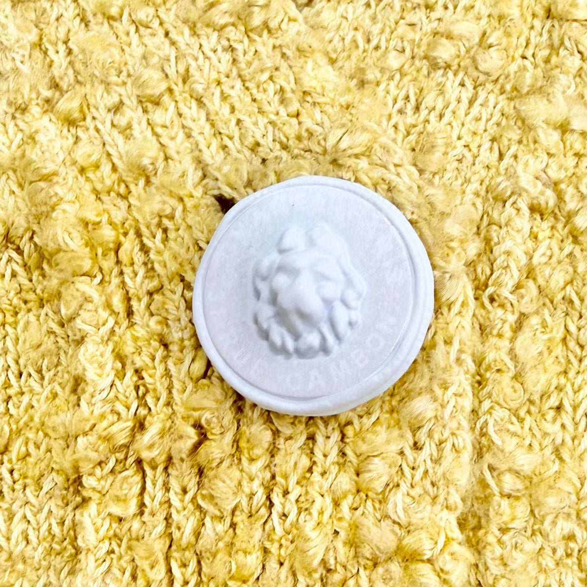 Chanel Lion Button Belt V-neck Long Sleeve Knit Long Cardigan Yellow 34 — view 7