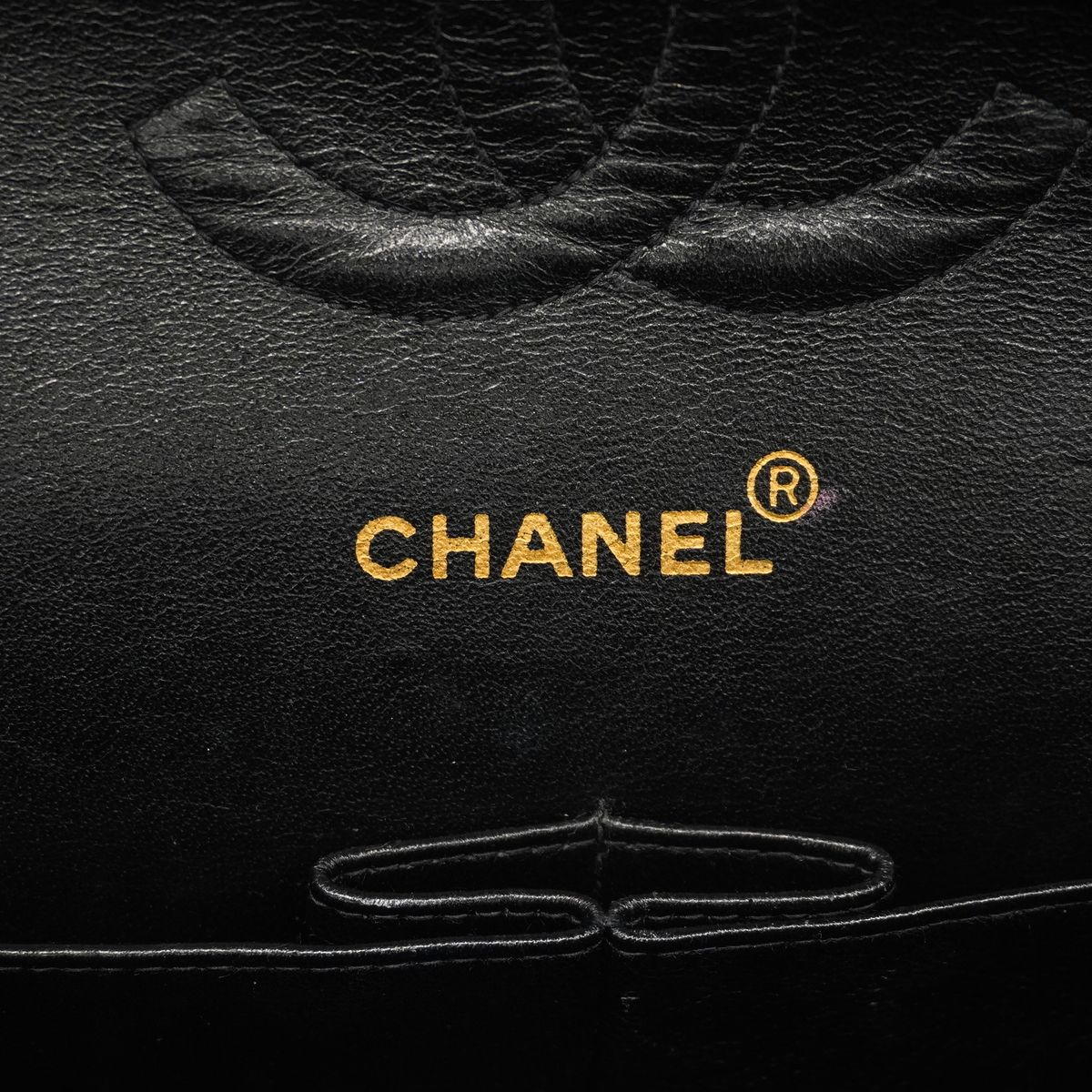 Chanel Shoulder Bag Quilted Patent Leather Black Gold — view 5