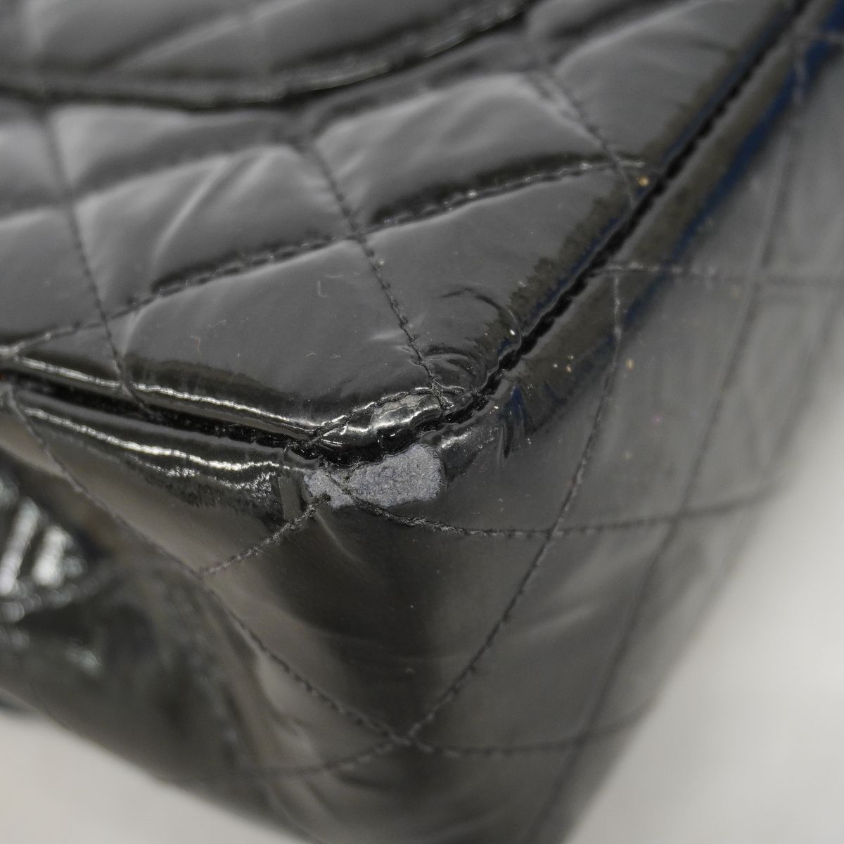 Chanel Shoulder Bag Quilted Patent Leather Black Gold — view 6