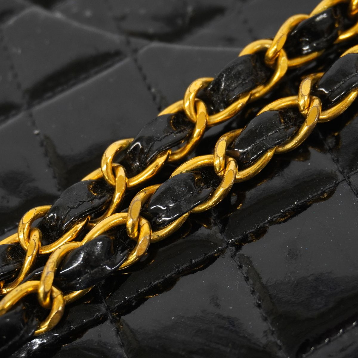 Chanel Shoulder Bag Quilted Patent Leather Black Gold — view 8