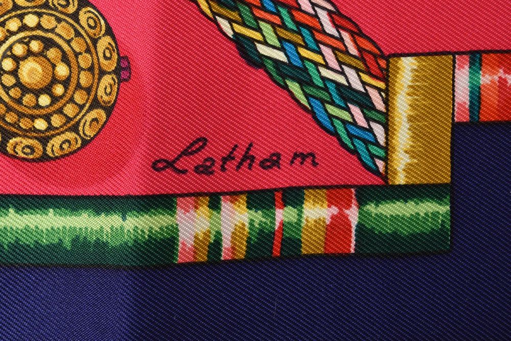 Hermes Carre 90 Scarf Vintage 90 Seamstress Petite Silk 100% Large Navy — view 4