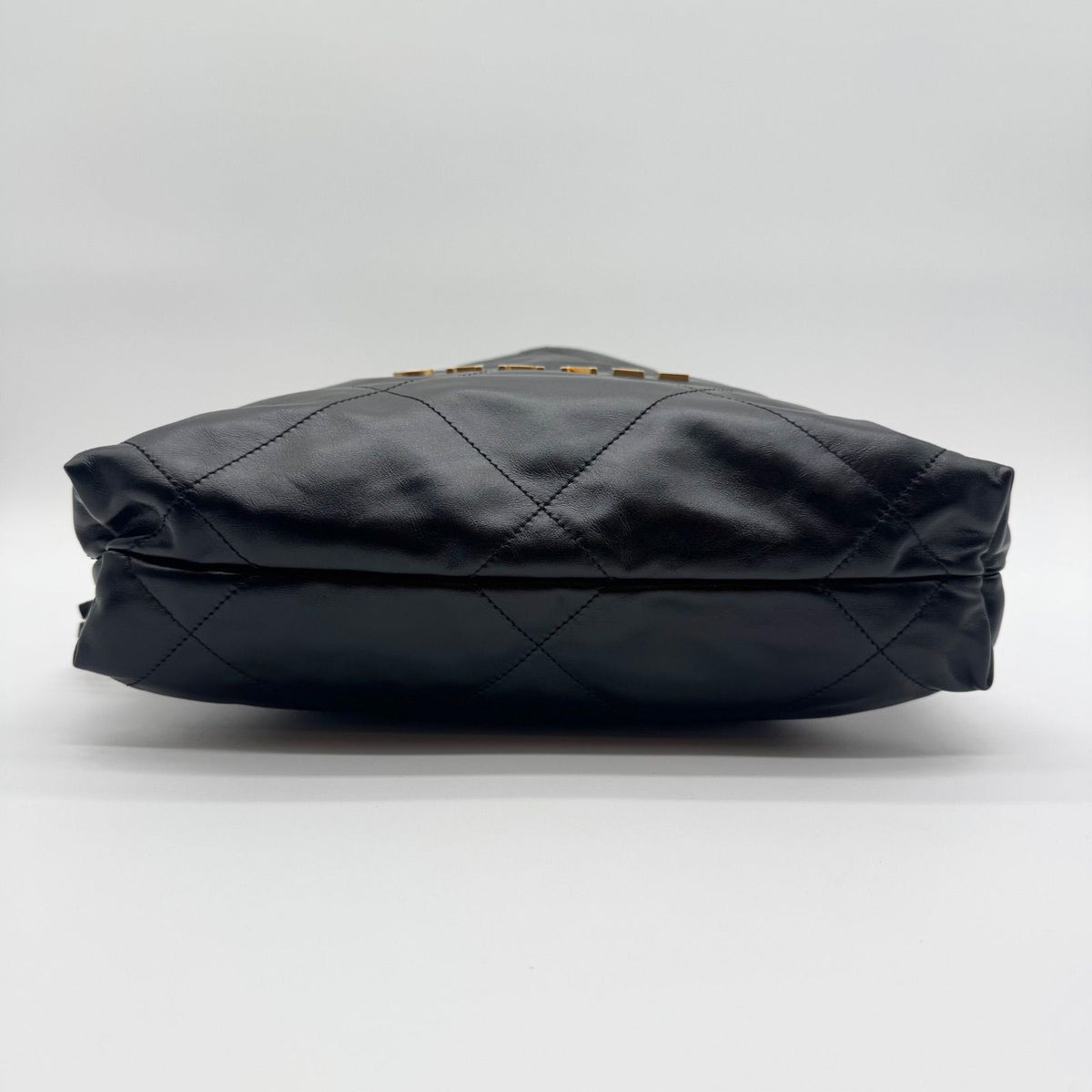 Chanel Backpack Chanel 22 Chain Black Gold — view 6