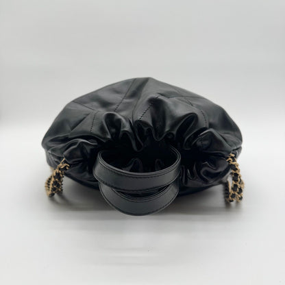 Chanel Backpack Chanel 22 Chain Black Gold — view 5