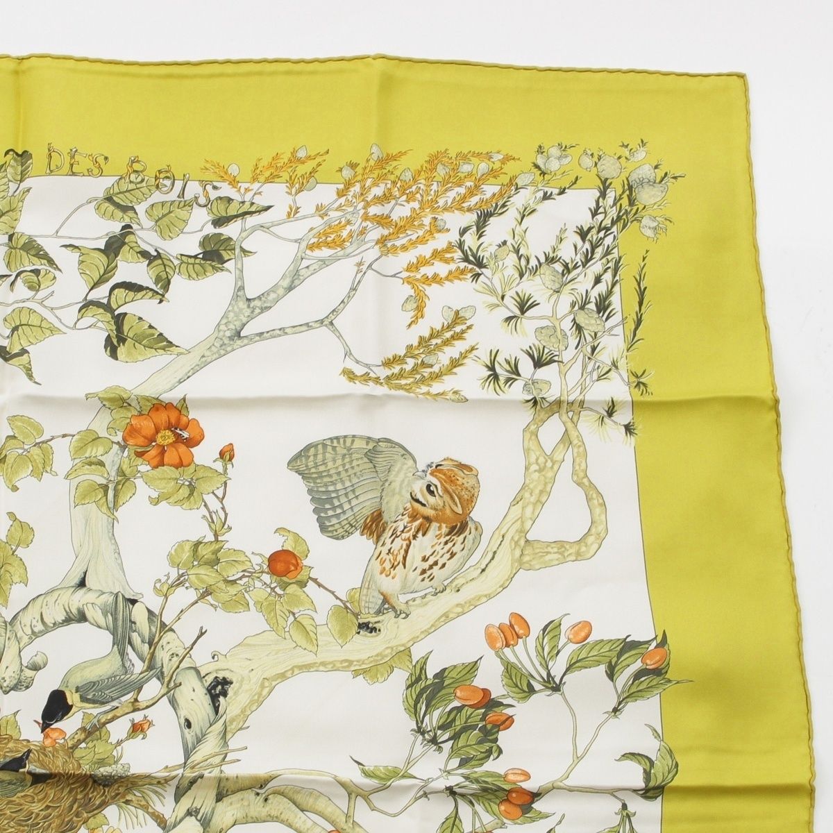 Hermes Carre 90 AU Coeur Des Bois in the Forest Silk All Over Print Scarf Green — view 3