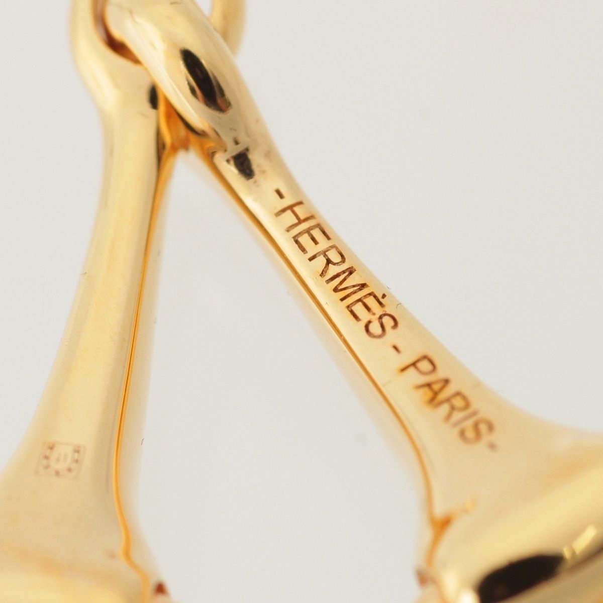 Hermes Mors de Horsebit Scarf Ring Gold — view 4