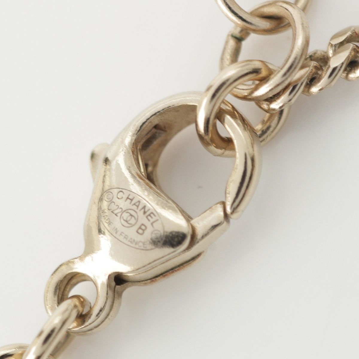 Chanel Metal Rhinestone CC Logo Heart Chain Necklace Black White — view 7