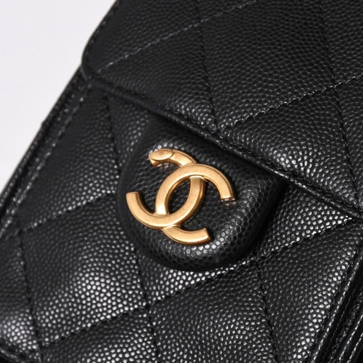 Chanel 25 Mini Chain Shoulder Bag Caviar Leather Black Gold — view 7
