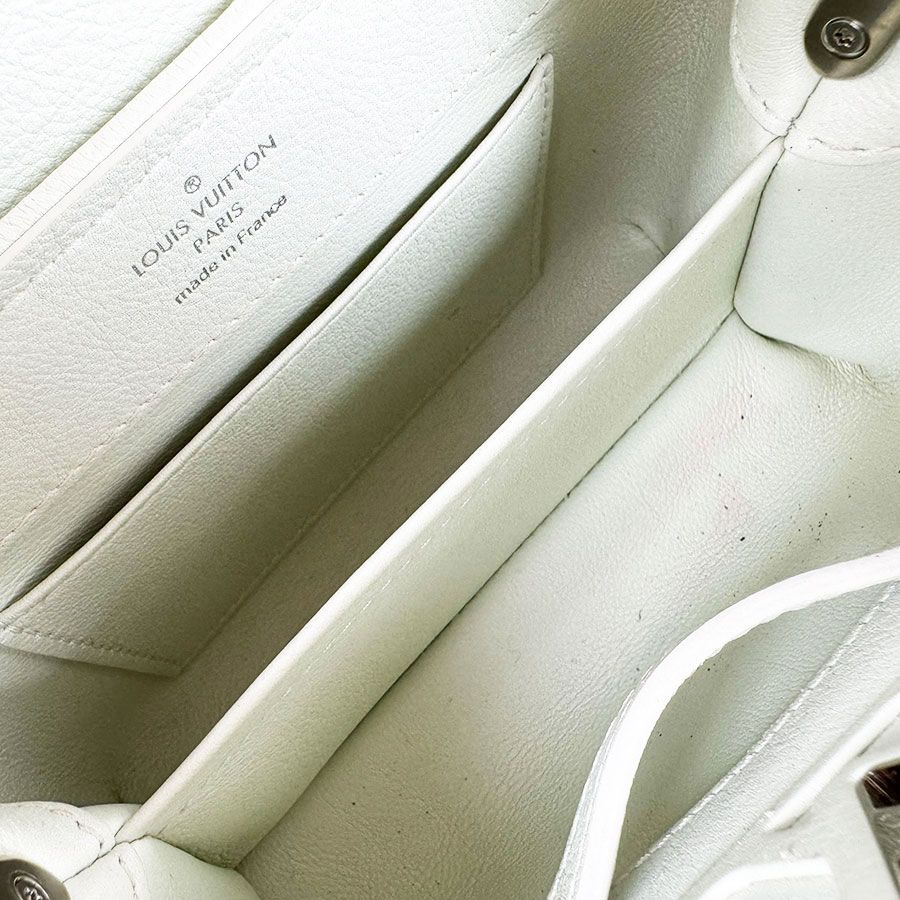 Louis Vuitton Shoulder Bag Capucines Mini — view 5