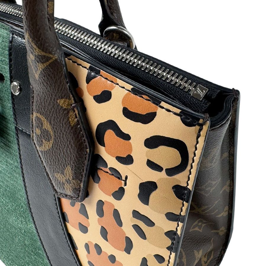 Louis Vuitton Shoulder Bag Wild Animals City Steamer PM — view 6