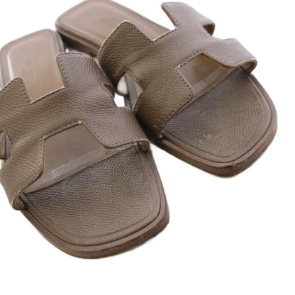 Hermes Oran Etoupe Sandals Leather Brown — view 6