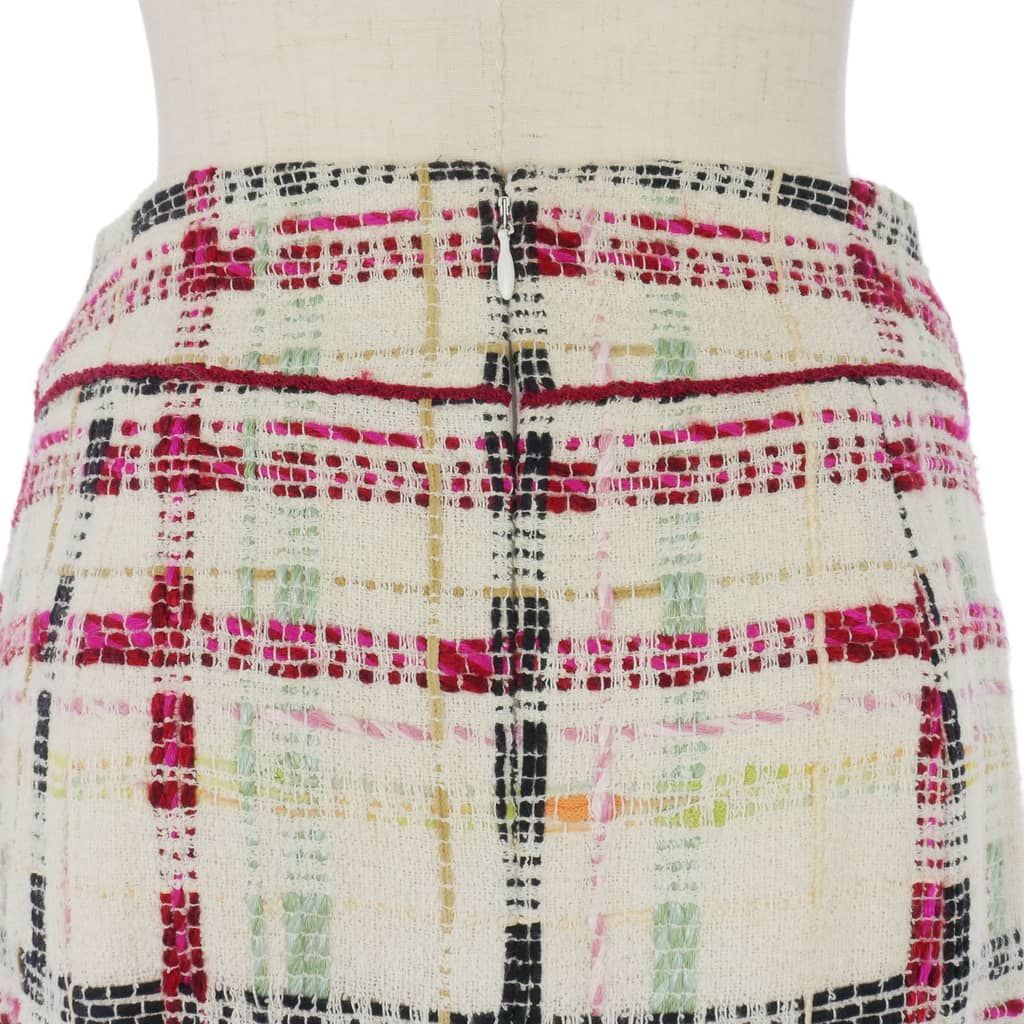 Chanel Skirt Tweed Checkered Mermaid Flare Knee-Length CC Logo White Ivory 36 — view 6