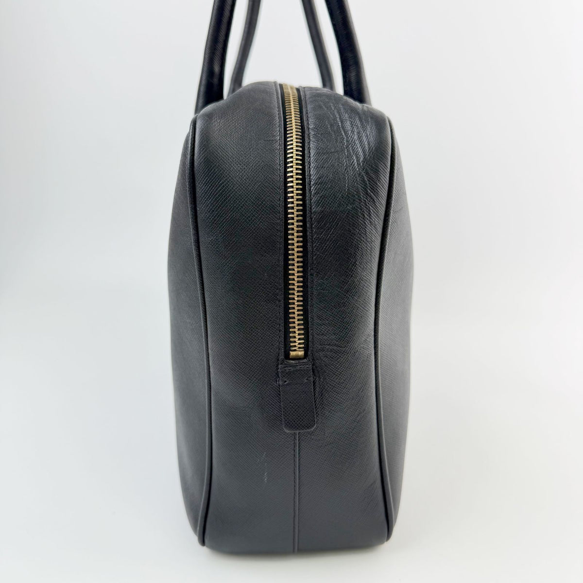 Prada Saffiano Triangle Logo Bowling Shoulder Bag Leather Black Gold Vintage — view 4