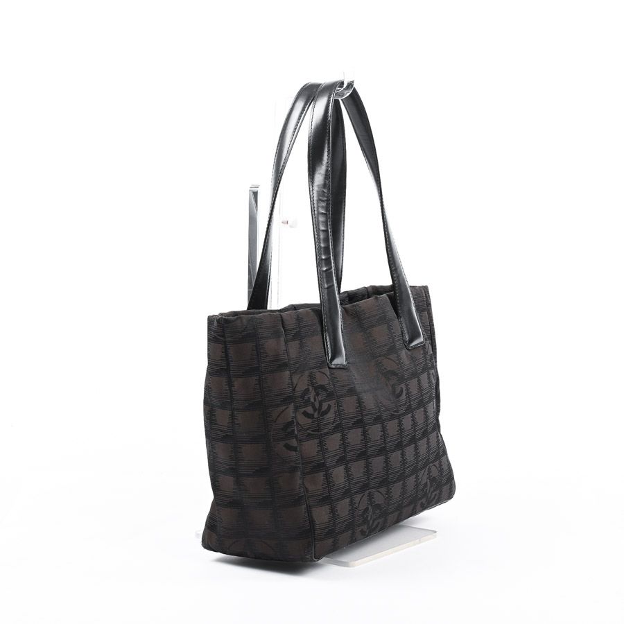 Chanel Tote Bag New Travel Line PM — view 2