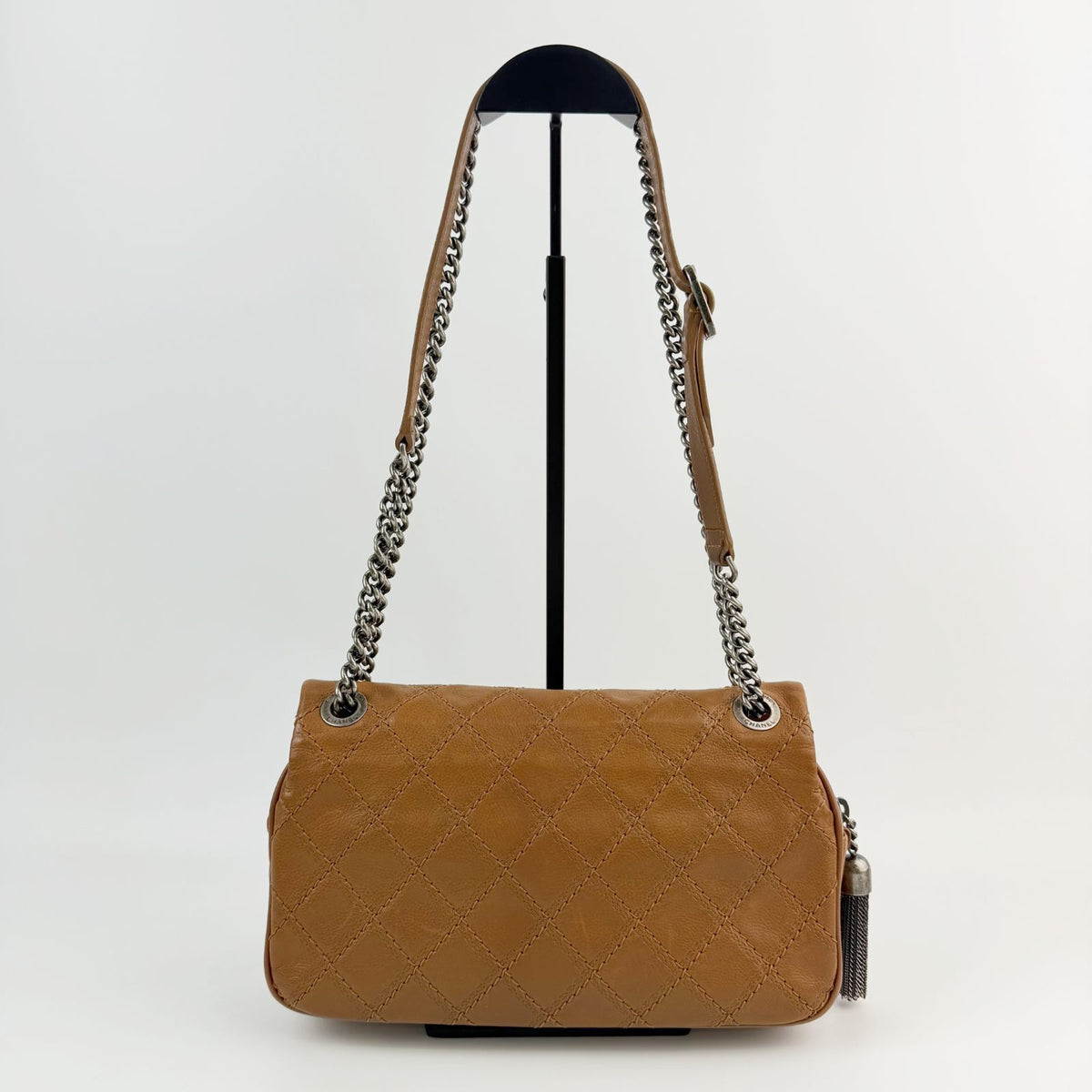Chanel Quilted Wild Stitch CC Logo Tassel Chain Shoulder Bag Leather Camel — view 5