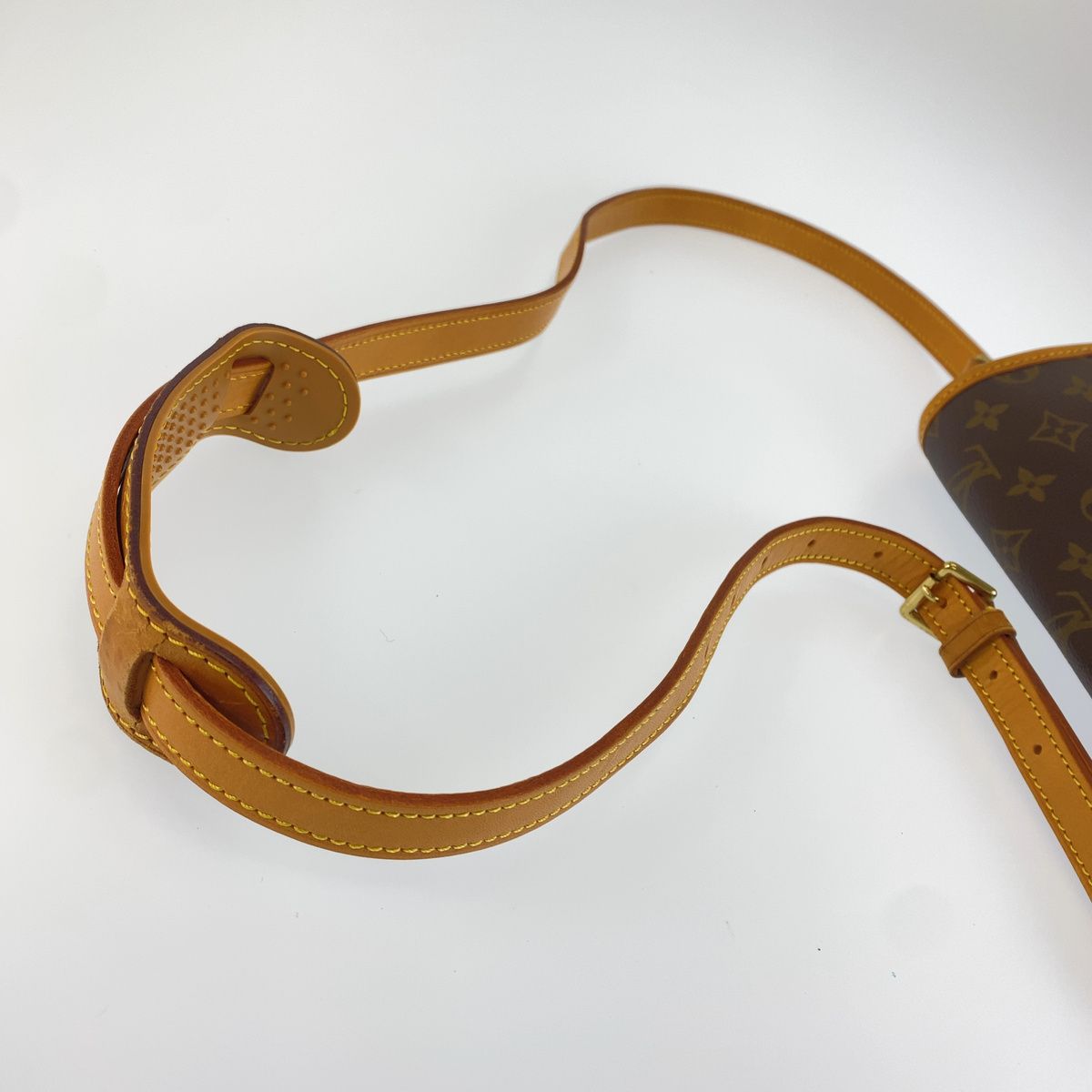 Louis Vuitton Monogram Solonge Brown Leather Shoulder Bag Pochette — view 4