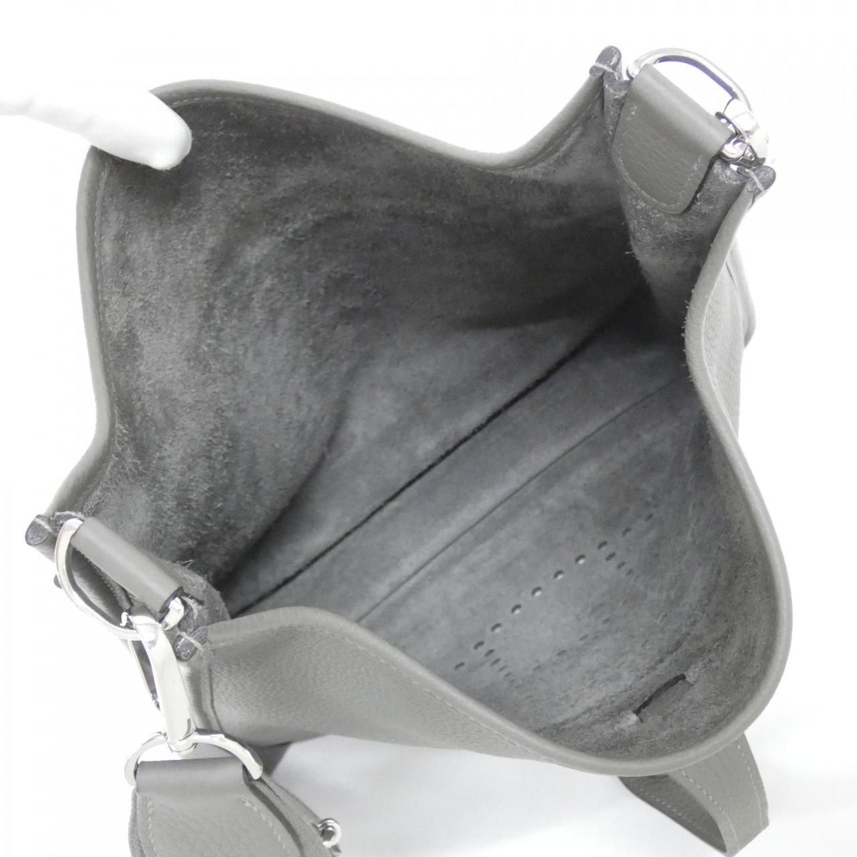 Hermes Evelyne 3 PM Shoulder Bag — view 7