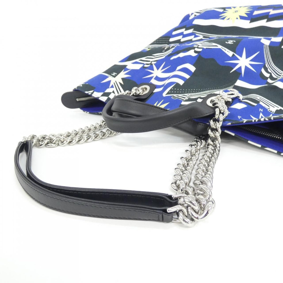 Chanel Bag Handbag Blue — view 6